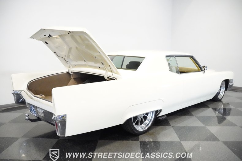 Unknown-Coupe-deville-1970-Cotillion-White-Tan-46