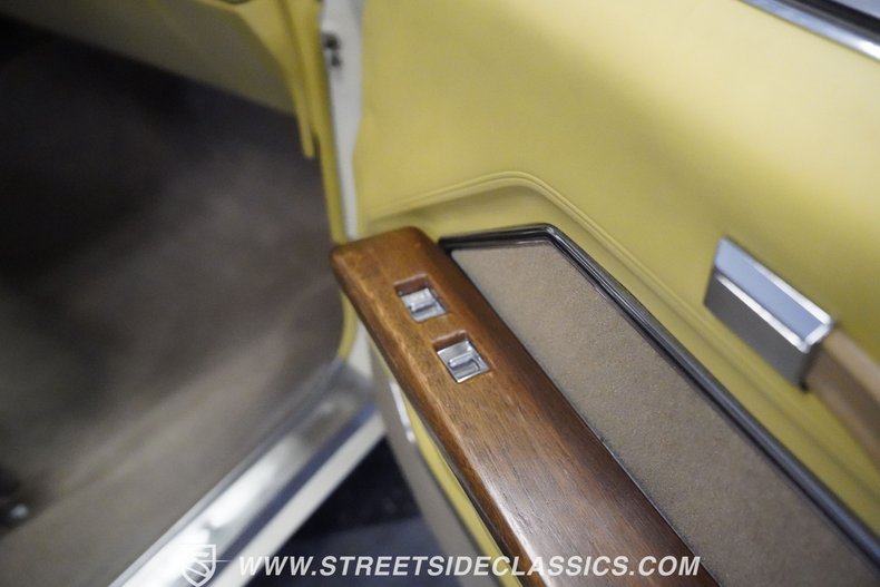 Unknown-Coupe-deville-1970-Cotillion-White-Tan-5