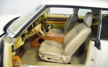 Unknown-Coupe-deville-1971-Casablanca-yellow-Tan-1
