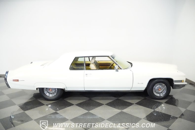 Unknown-Coupe-deville-1971-Casablanca-yellow-Tan-12