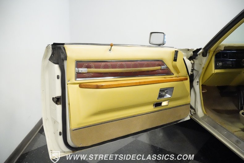 Unknown-Coupe-deville-1971-Casablanca-yellow-Tan-14