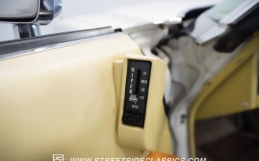 Unknown-Coupe-deville-1971-Casablanca-yellow-Tan-17