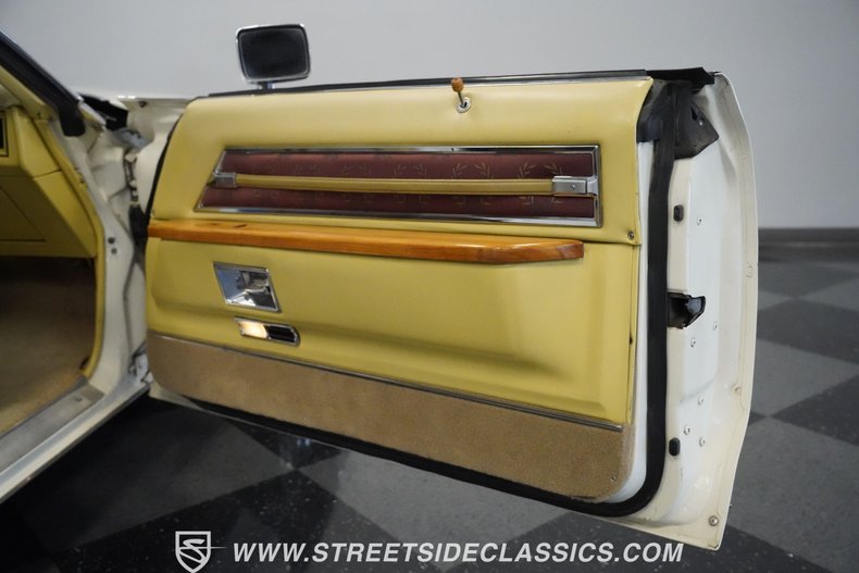 Unknown-Coupe-deville-1971-Casablanca-yellow-Tan-18