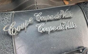 Unknown-Coupe-deville-1971-White-Blue-2