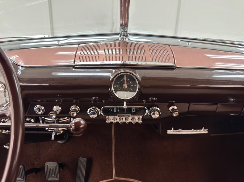 Unknown-Crestliner-1950-Brown-Metallic-Tan-12