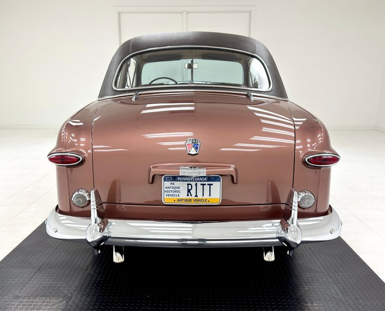 Unknown-Crestliner-1950-Brown-Metallic-Tan-3