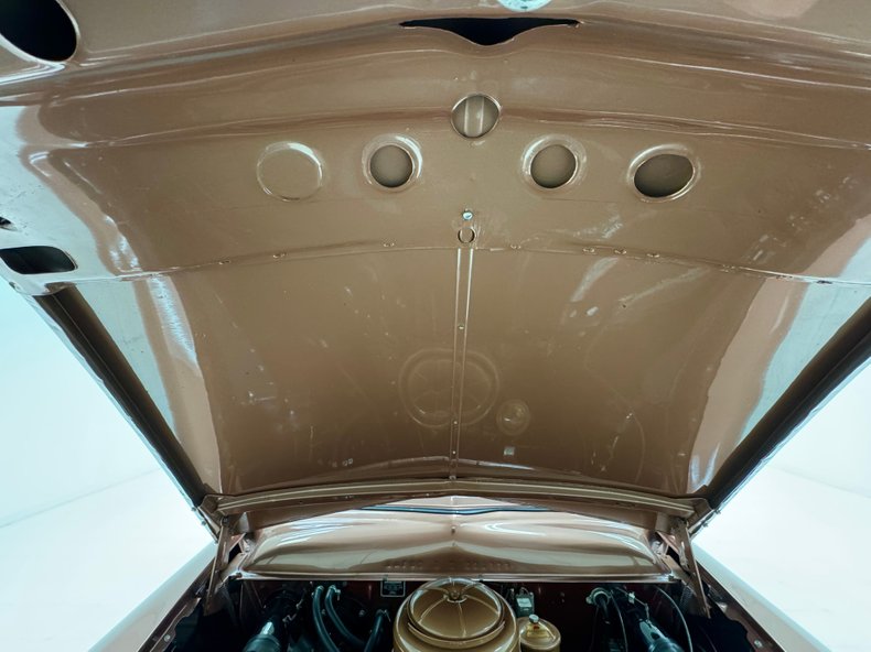 Unknown-Crestliner-1950-Brown-Metallic-Tan-35