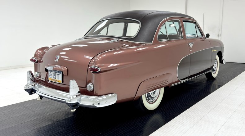 Unknown-Crestliner-1950-Brown-Metallic-Tan-4