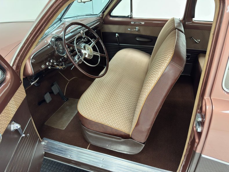 Unknown-Crestliner-1950-Brown-Metallic-Tan-46