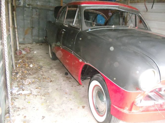 Unknown-Crown-victoria-1950-RedGray-13