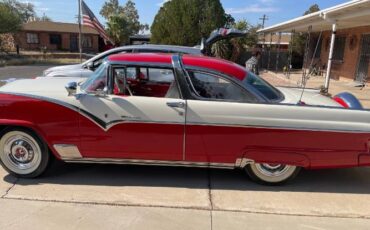 Unknown-Crown-victoria-1955-Red-5