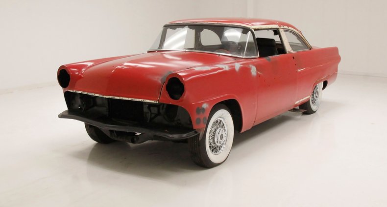 Unknown-Crown-victoria-1955-Red-Black-5