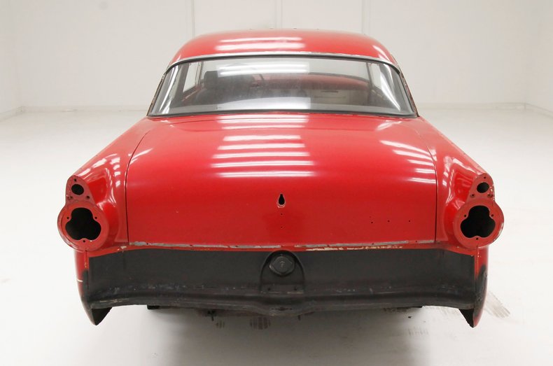 Unknown-Crown-victoria-1955-Red-Black-9