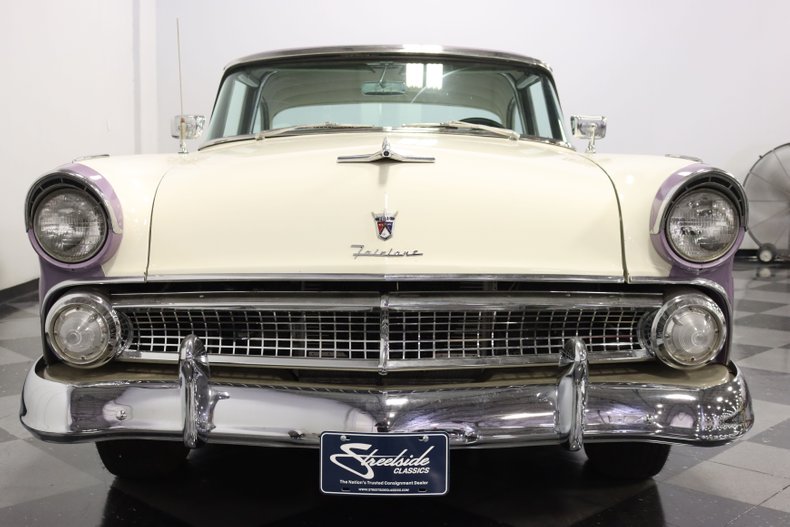 Unknown-Crown-victoria-1955-Regency-Purple-White-26