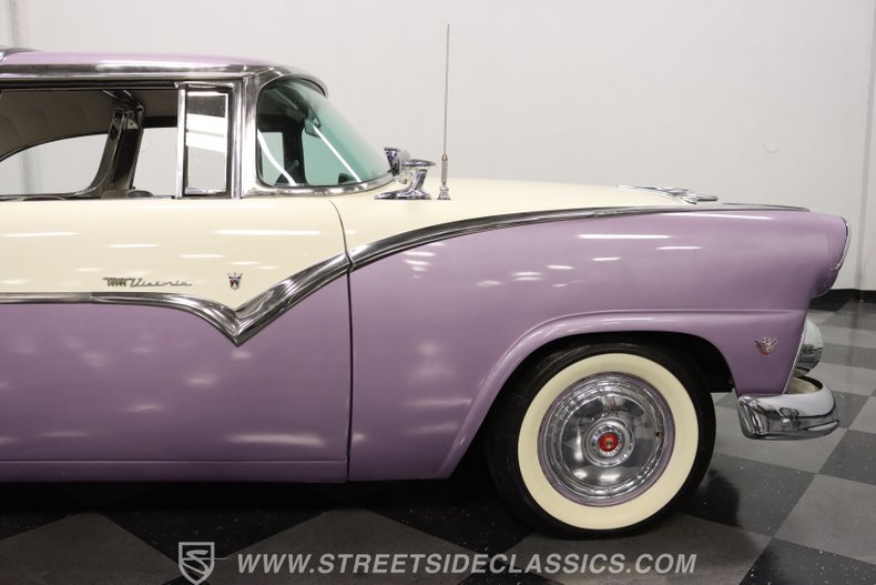 Unknown-Crown-victoria-1955-Regency-Purple-White-9