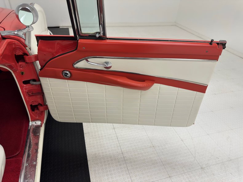 Unknown-Crown-victoria-1956-Fiesta-Red-Red-1