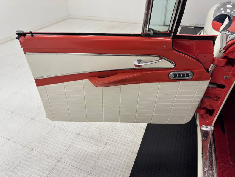 Unknown-Crown-victoria-1956-Fiesta-Red-Red-30