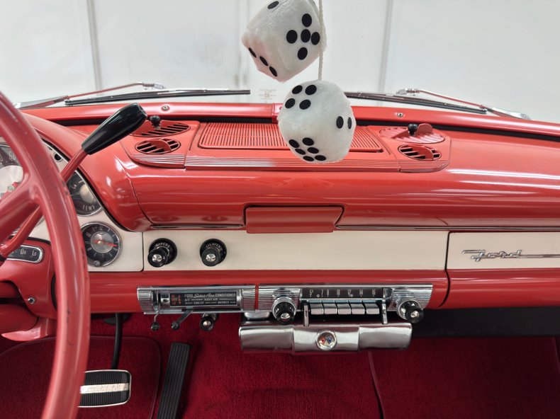 Unknown-Crown-victoria-1956-Fiesta-Red-Red-40