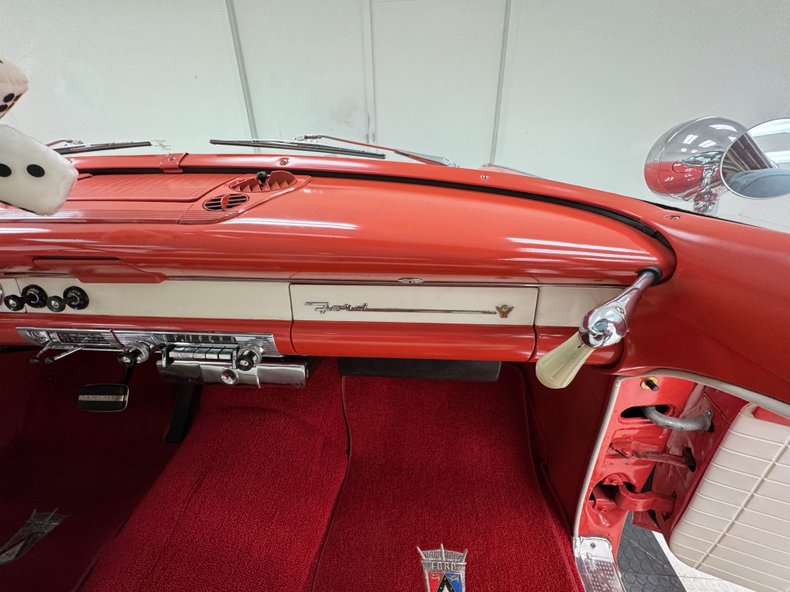 Unknown-Crown-victoria-1956-Fiesta-Red-Red-41