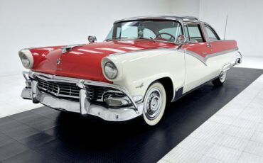 Unknown-Crown-victoria-1956-Fiesta-Red-Red-5