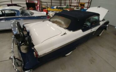 Unknown-Crown-victoria-1956-White-Blue-8