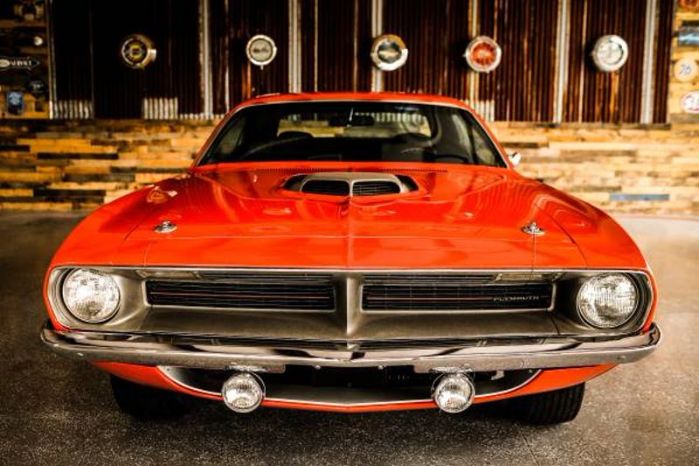Unknown-Cuda-1970-Orange-Black-20