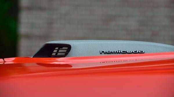 Unknown-Cuda-1970-Orange-Black-26