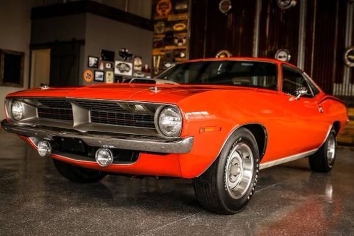 Unknown-Cuda-1970-Orange-Black-5