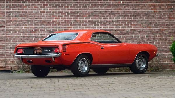 Unknown-Cuda-1970-Orange-Black-8