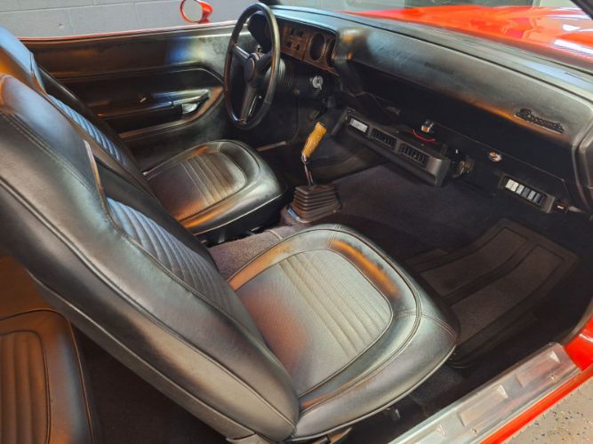 Unknown-Cuda-1970-Red-Black-10
