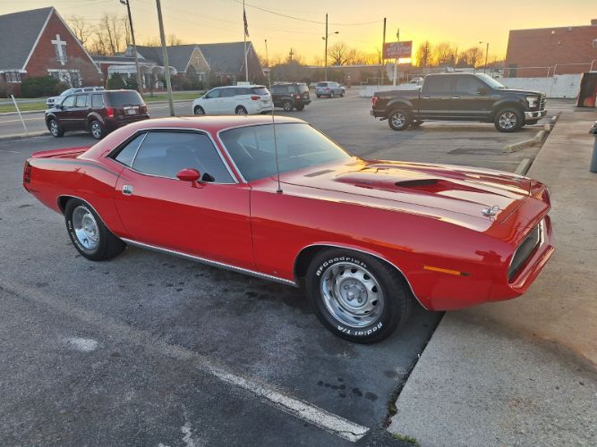 Unknown-Cuda-1970-Red-Black-3