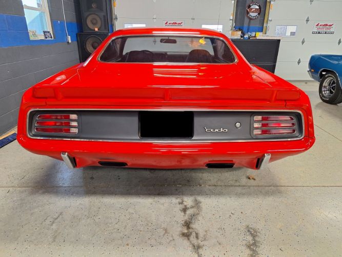 Unknown-Cuda-1970-Red-Black-6