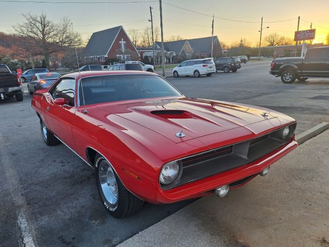 Unknown-Cuda-1970-Red-Black