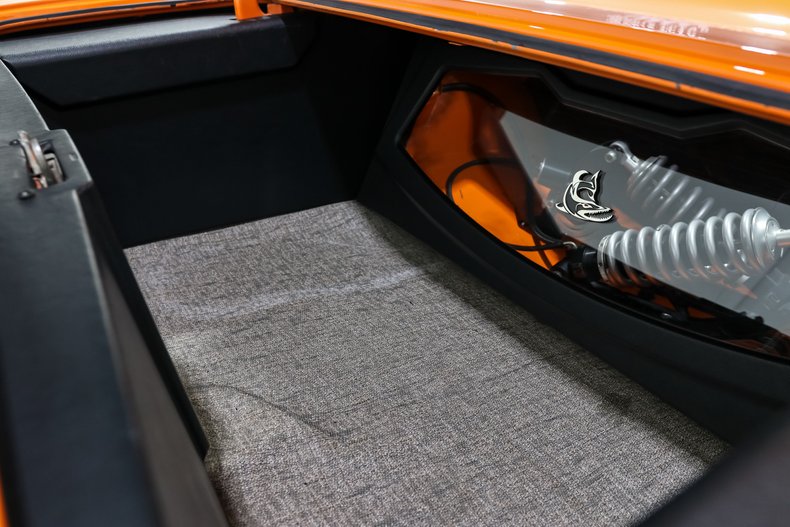 Unknown-Cuda-1970-Vitamin-C-Orange-Black-4