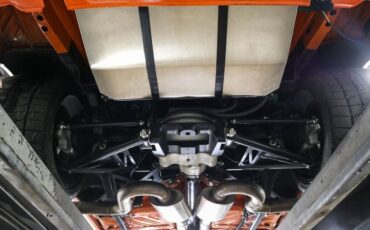Unknown-Cuda-1970-Vitamin-C-Orange-Black-5