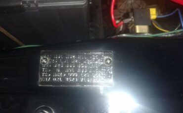 Unknown-Cuda-1971-Black-17