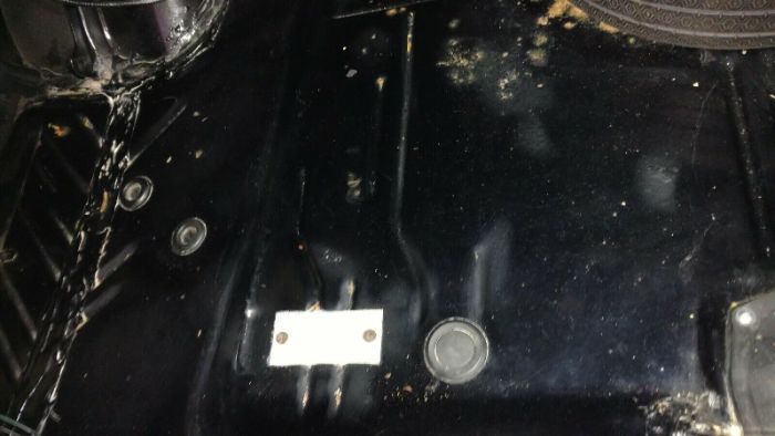 Unknown-Cuda-1971-Black-2