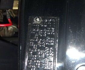 Unknown-Cuda-1971-Black-4
