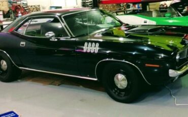 Unknown-Cuda-1971-Black-6