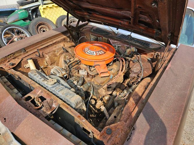 Unknown-Cuda-1972-Brown-Black-9