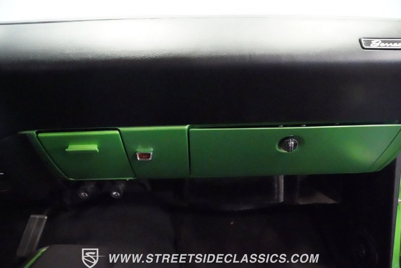 Unknown-Cuda-1972-Metallic-Green-Black-1