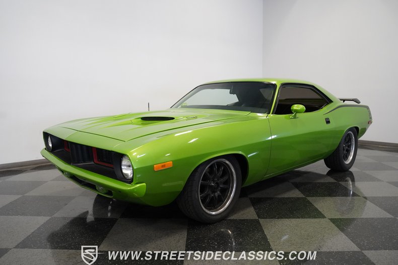 Unknown-Cuda-1972-Metallic-Green-Black-12