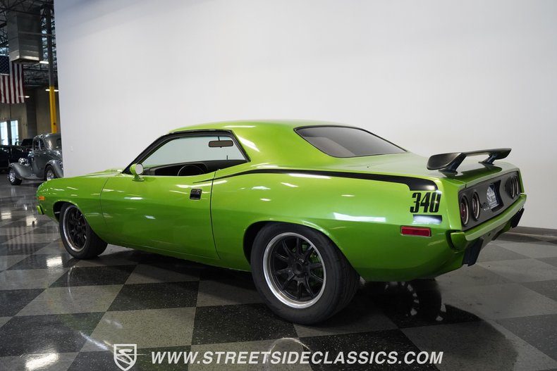 Unknown-Cuda-1972-Metallic-Green-Black-15