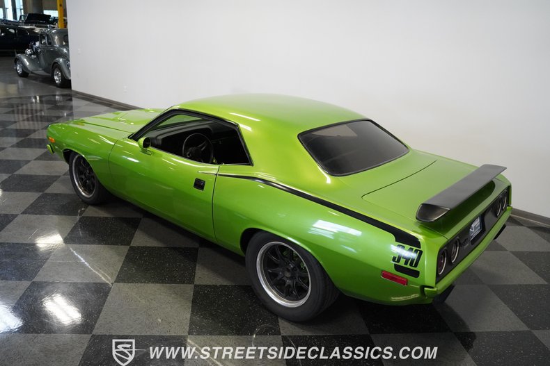 Unknown-Cuda-1972-Metallic-Green-Black-16