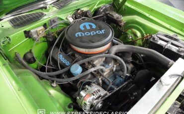 Unknown-Cuda-1972-Metallic-Green-Black-22
