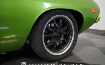 Unknown-Cuda-1972-Metallic-Green-Black-35