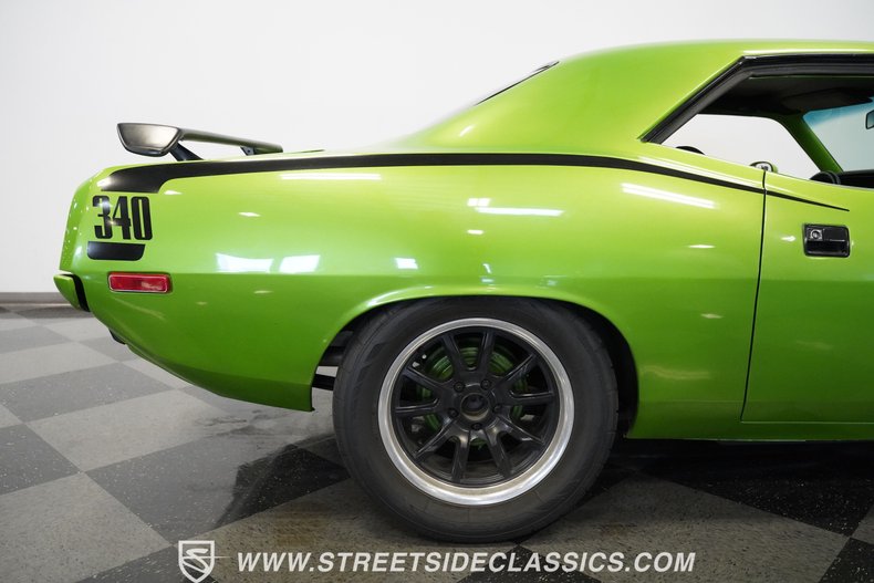 Unknown-Cuda-1972-Metallic-Green-Black-38