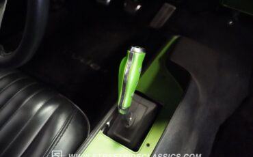 Unknown-Cuda-1972-Metallic-Green-Black-4