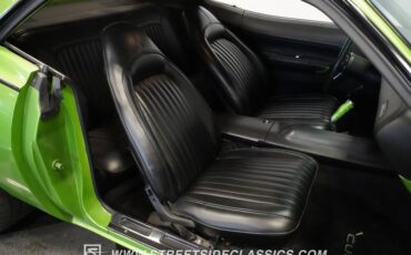Unknown-Cuda-1972-Metallic-Green-Black-44