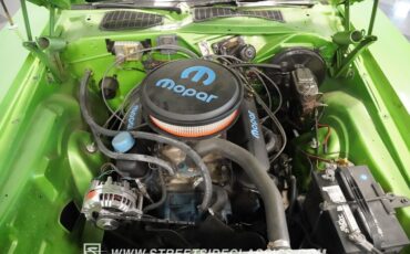 Unknown-Cuda-1972-Metallic-Green-Black-8